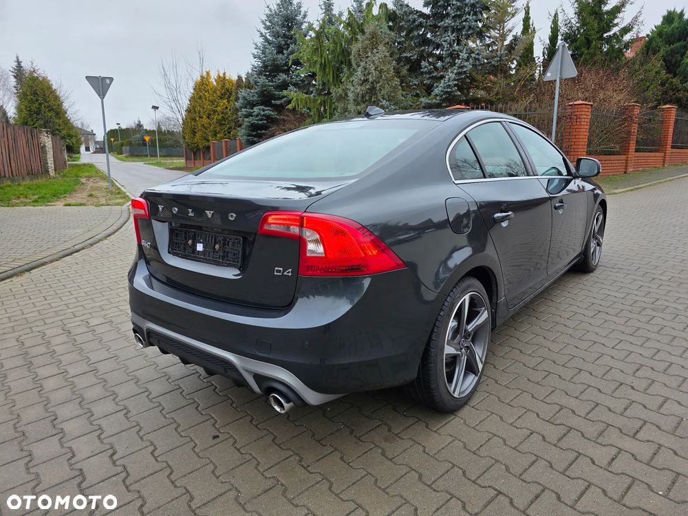 Volvo S60 D4 Geartronic Summum - 13
