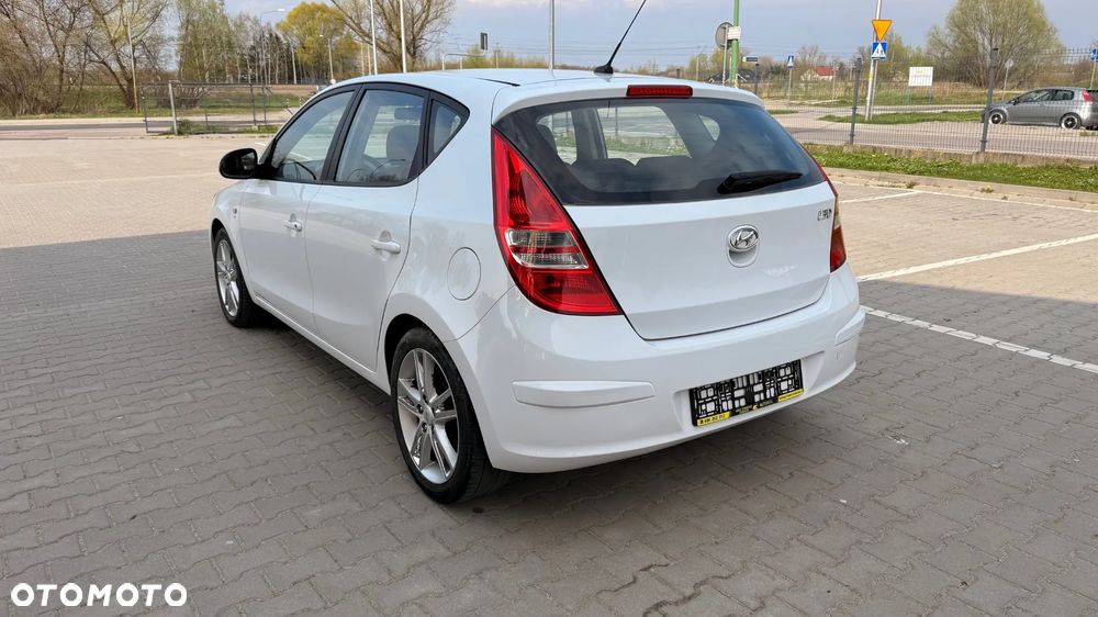 Hyundai i30 1.6 Classic - 5