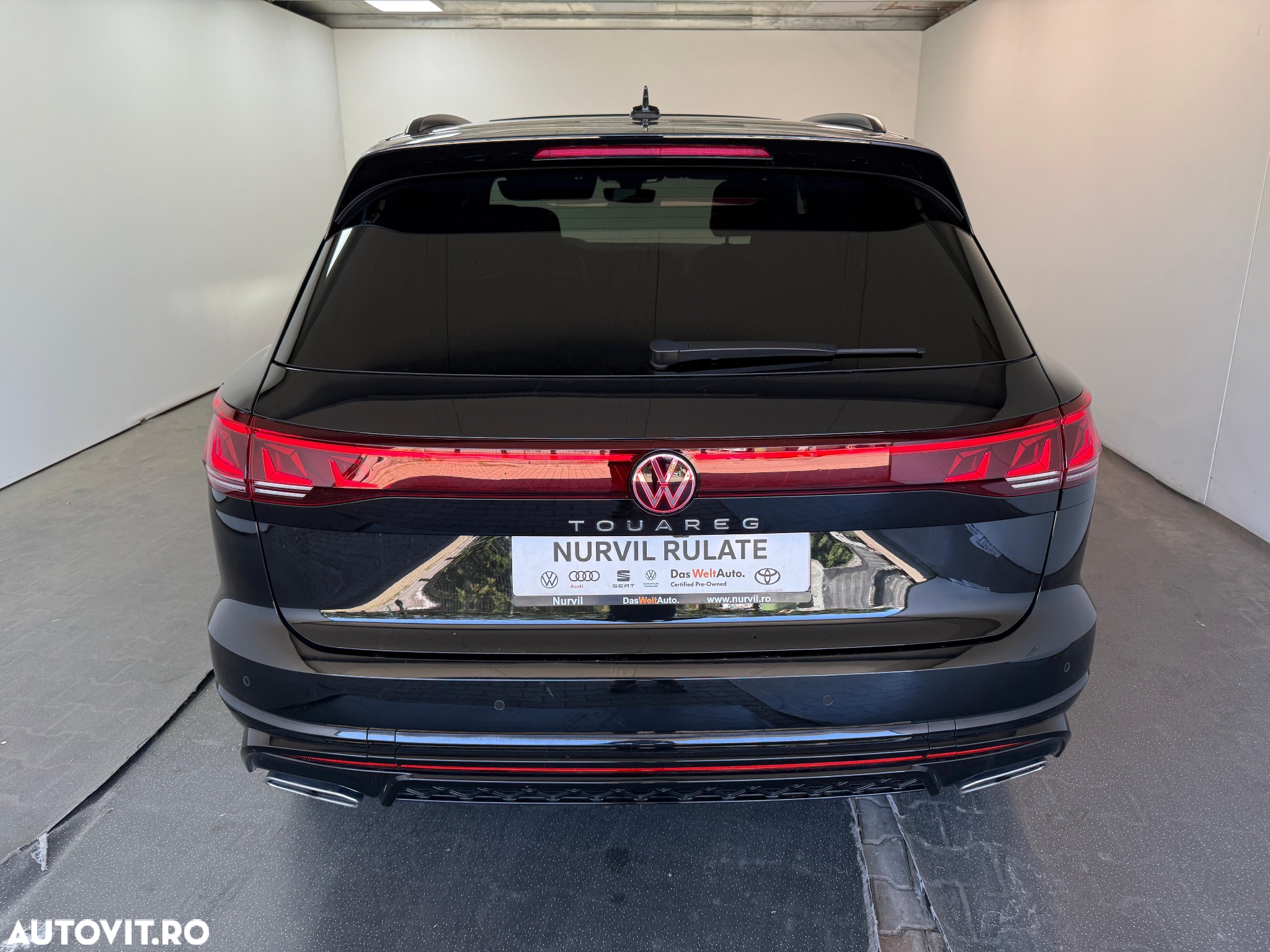 Volkswagen Touareg V6 TDI 4MOTION R-Line - 3