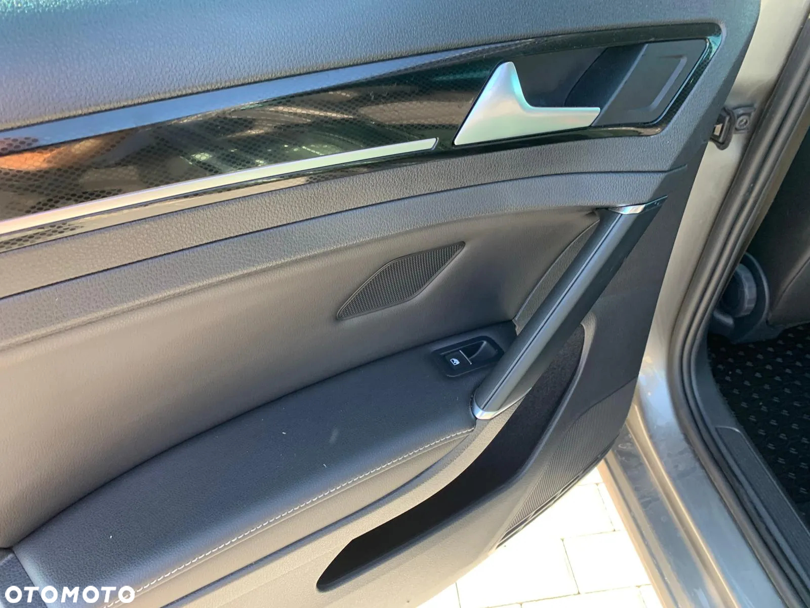 Volkswagen Golf VII 2.0 TDI BMT Highline DSG - 18