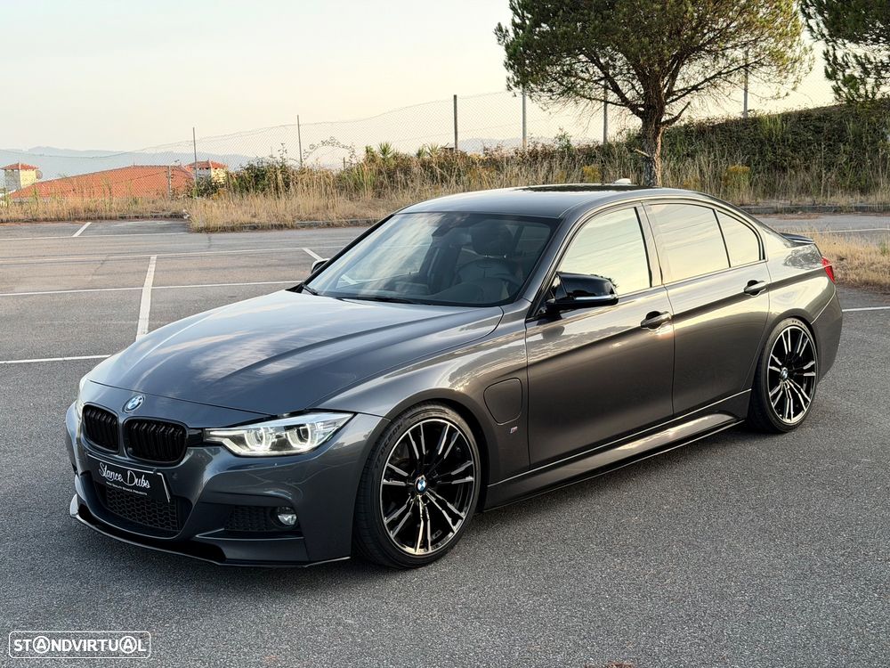 BMW 330 e iPerformance Pack M - 16
