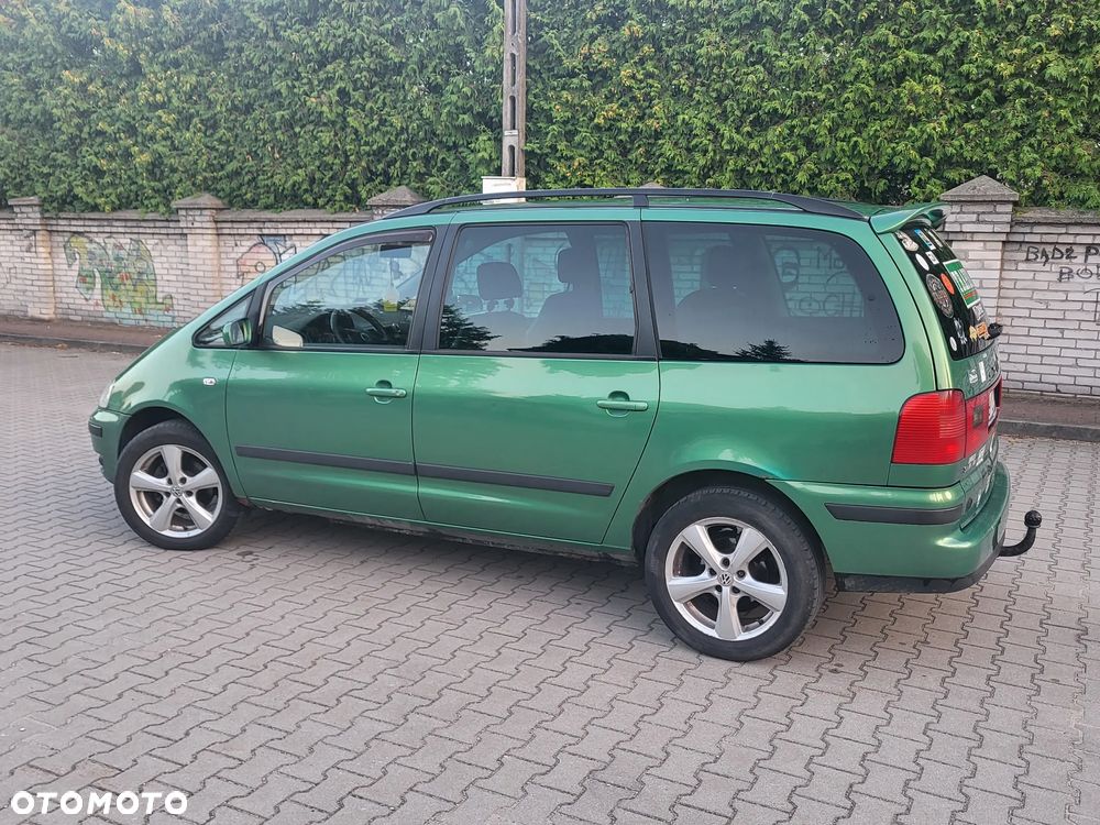 Volkswagen Sharan 1.9 TDI Highline - 5