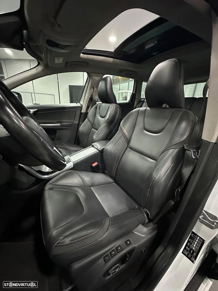 Volvo XC 60 D3 Geartronic Ocean Race - 24