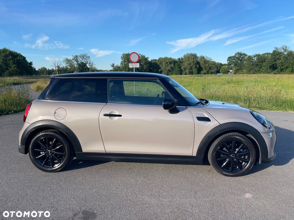 MINI Cooper Standard - 5