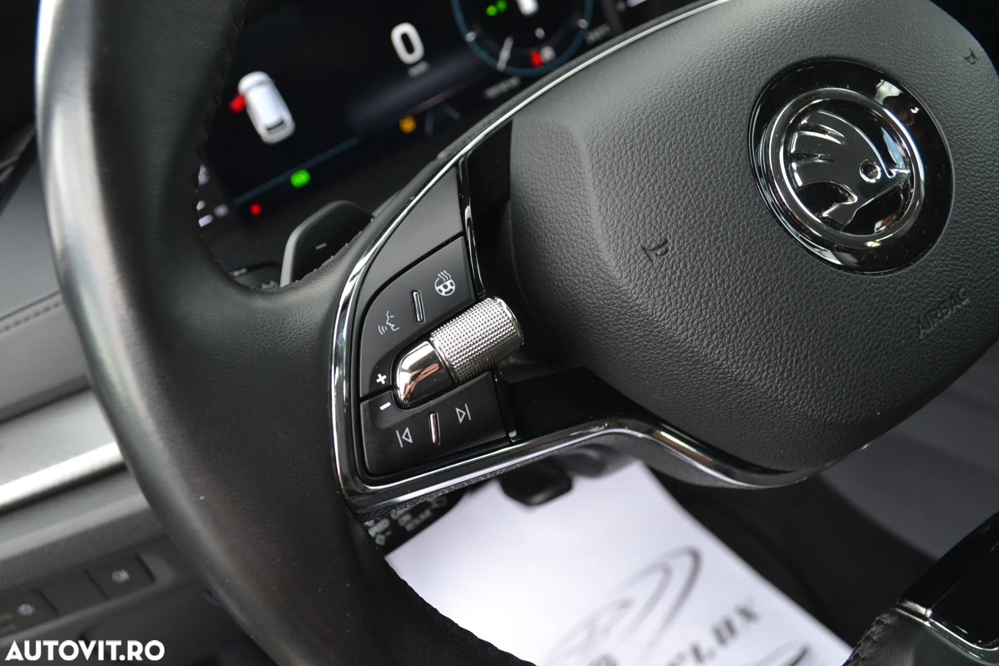 Skoda Octavia Combi 2.0 TDI DSG Ambition - 11
