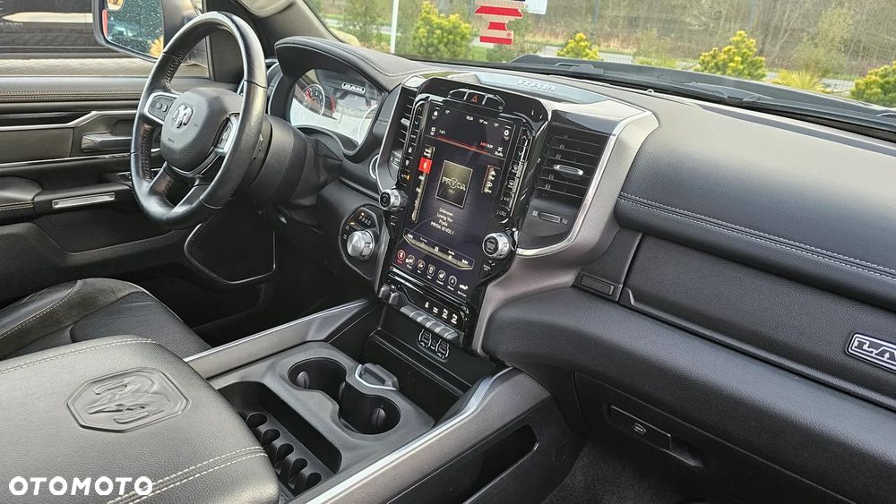 Dodge RAM 1500 5.7 4x4 - 9