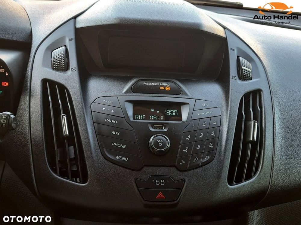 Ford Tourneo Connect - 22