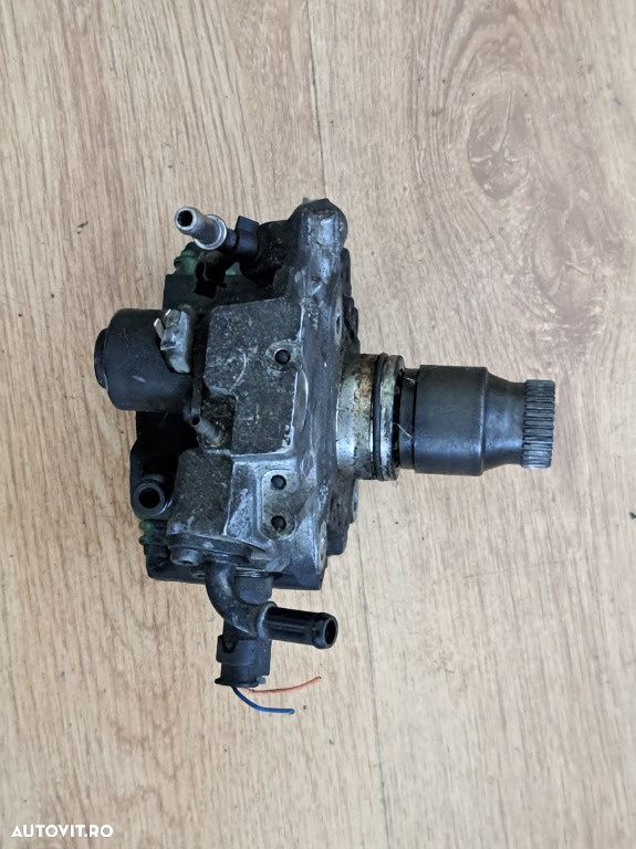 Pompă Înaltă Presiune Mercedes 2.2 CDI (OM651) - Originală Delphi A6510701201 ( mufa electrovalva sparta ) - 4