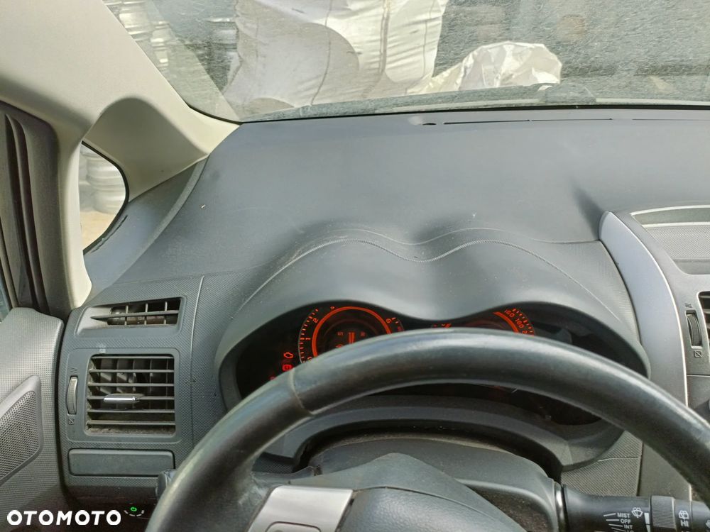 TOYOTA AURIS I 06-09 2007 r. deska rozdzielcza + pasy lewy i prawy przód + moduł + AIRBAG  * - 2