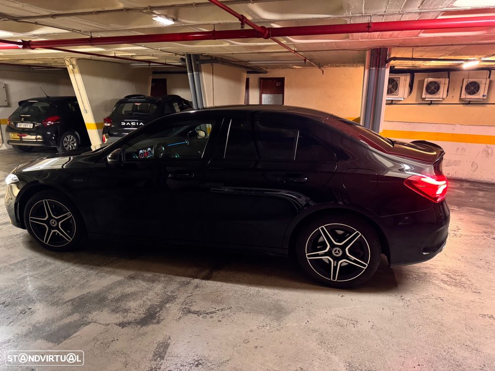 Mercedes-Benz A 250 Limousine e 8G-DCT AMG Line - 9