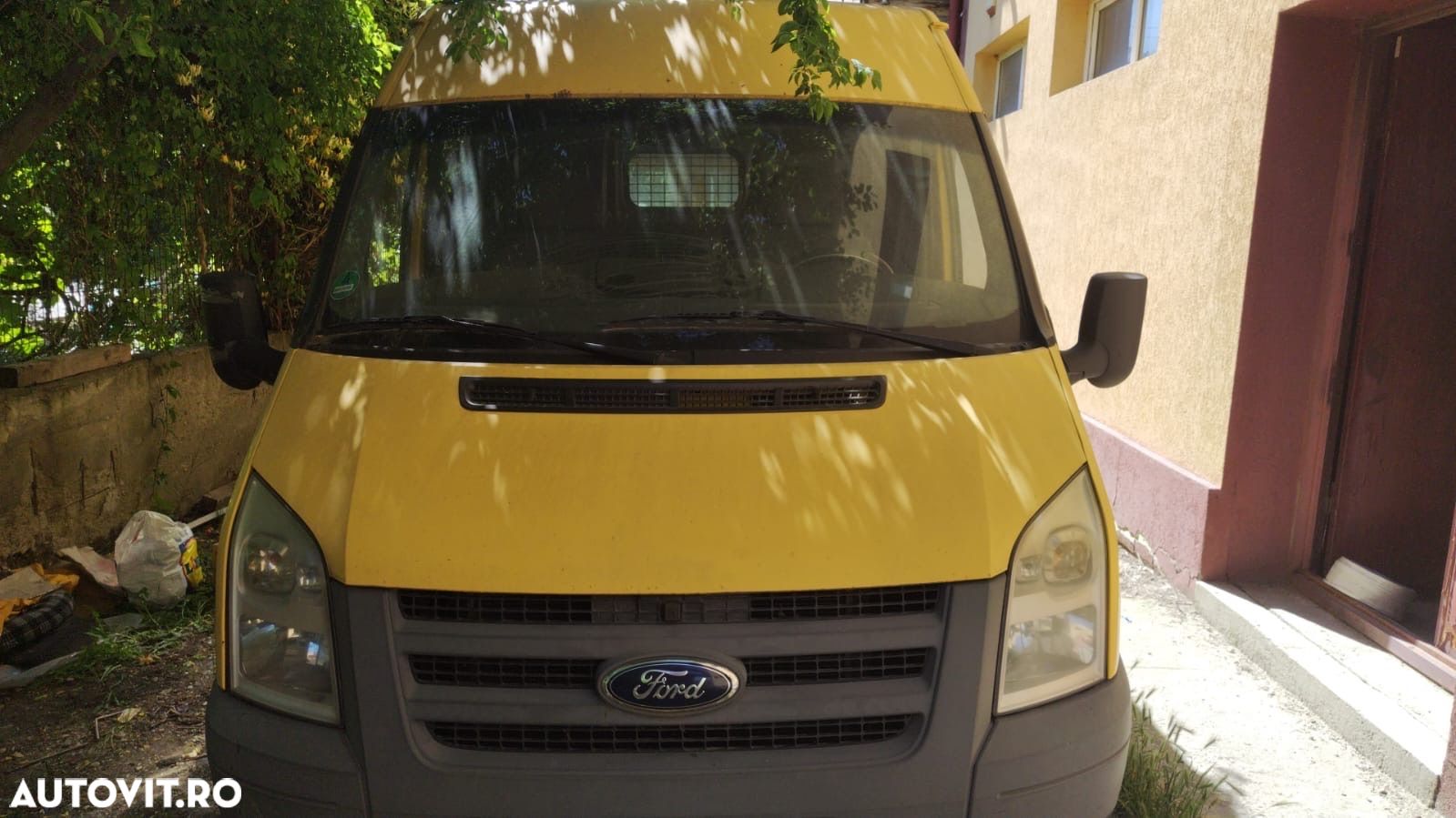 Ford Transit - 1