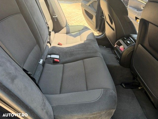 BMW Seria 5 520d Aut. - 9