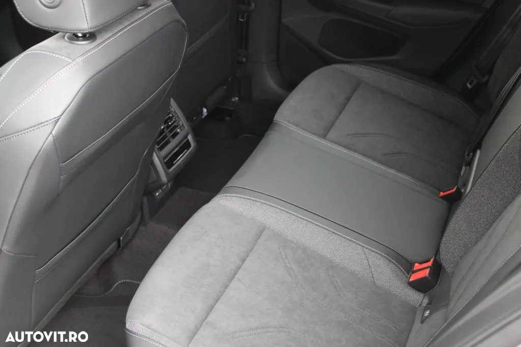 Volkswagen Golf 2.0 TDI DSG Advanced - 7