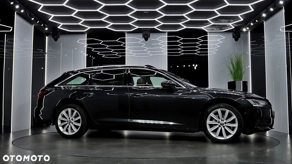 Audi A6 Avant 40 TDI quattro S tronic - 11