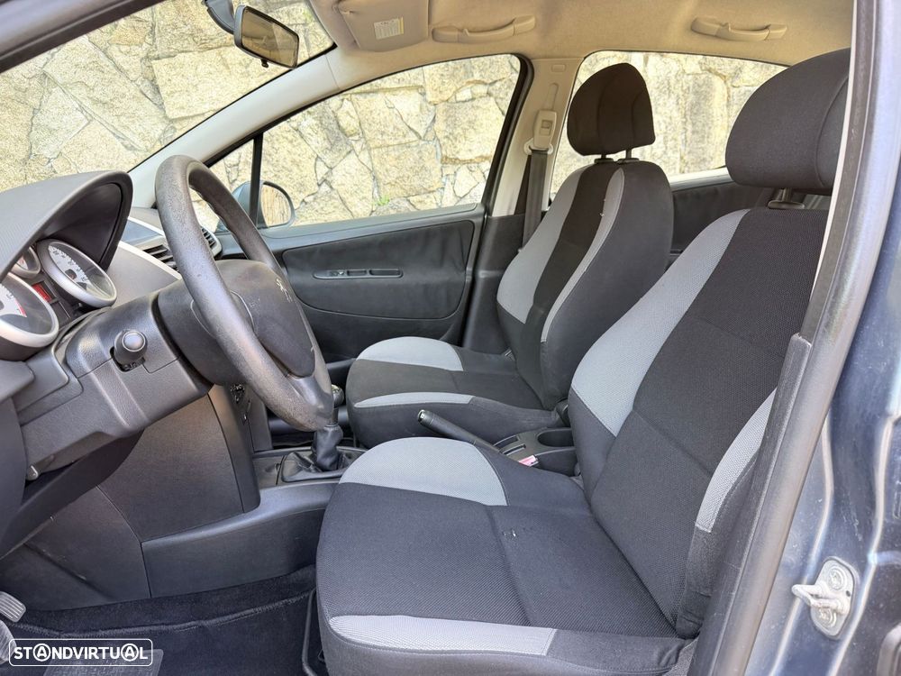 Peugeot 207 1.4 16V Sport - 13
