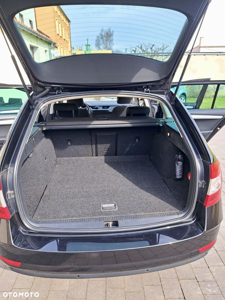 Skoda Octavia 1.6 TDI Ambition - 11