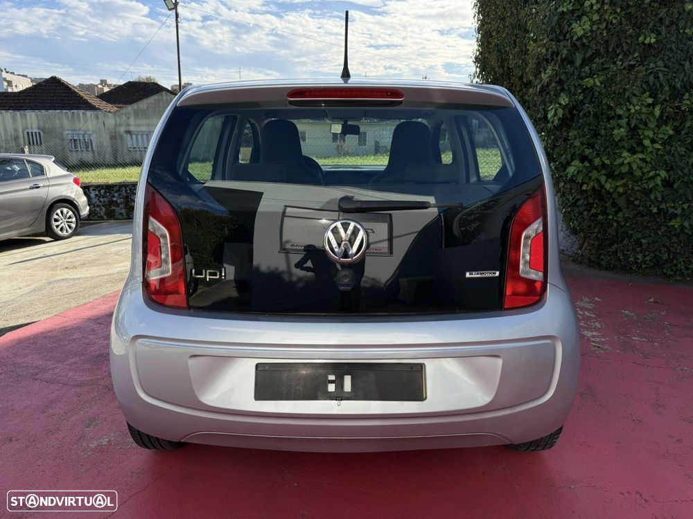 VW Up! 1.0 BlueMotion Move Auto - 5