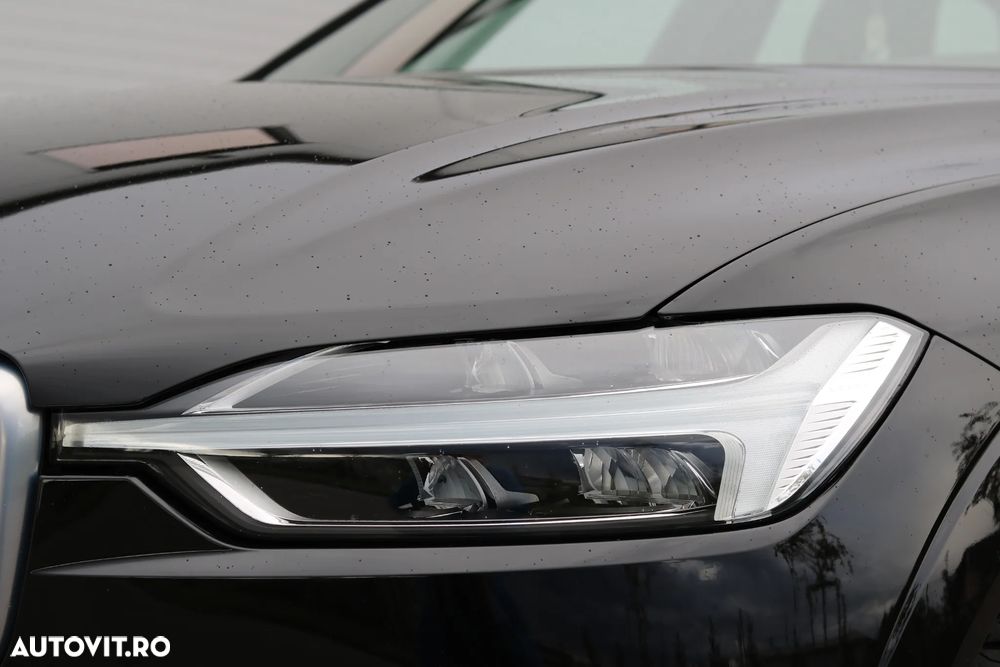 VOLVO XC60 2019 — imagine 10