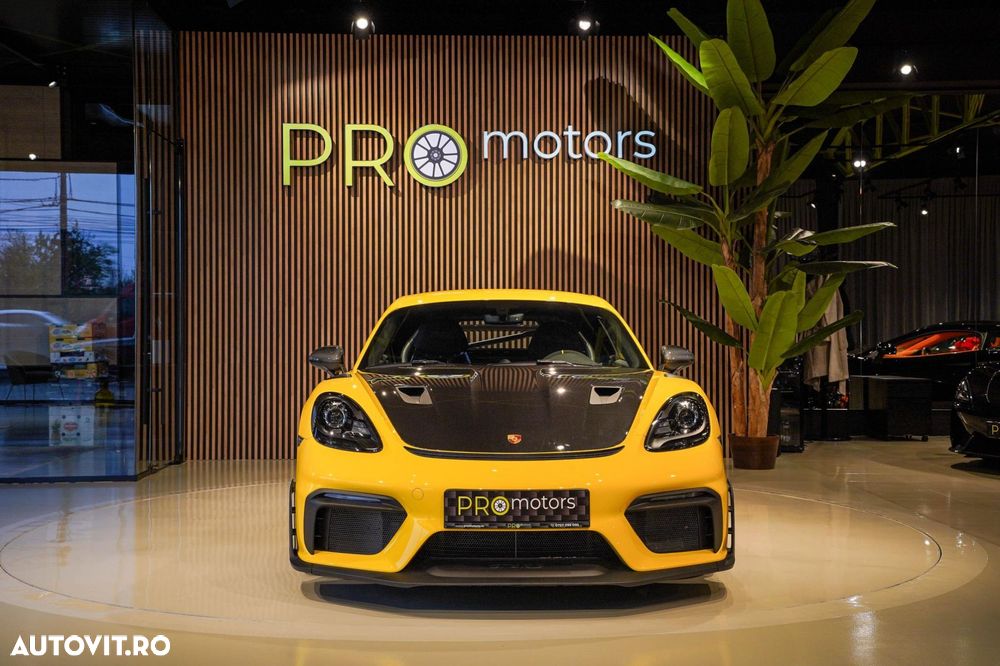 Porsche Cayman 718 GT4 RS - 28