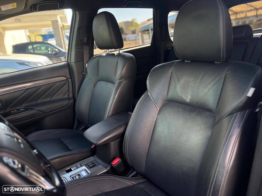 Mitsubishi Outlander 2.0 Intense Navi - 6