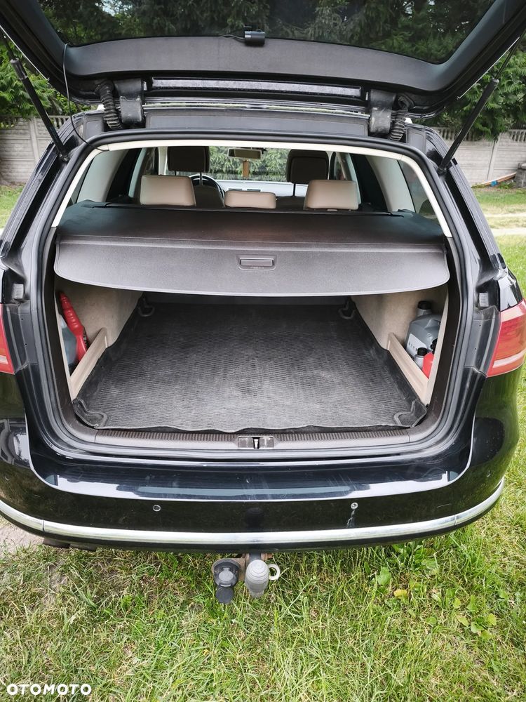 Volkswagen Passat - 9