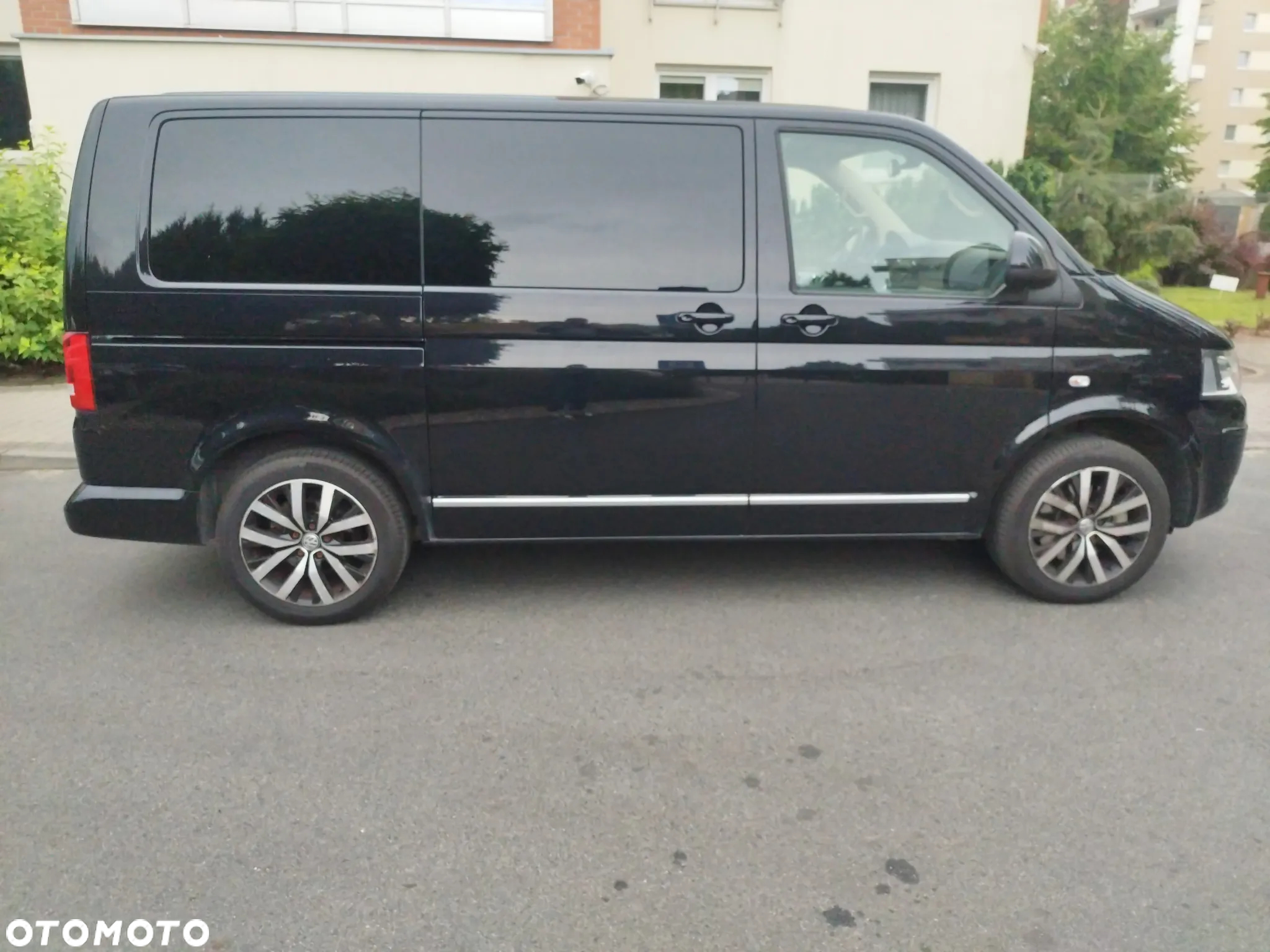 Volkswagen Multivan - 6