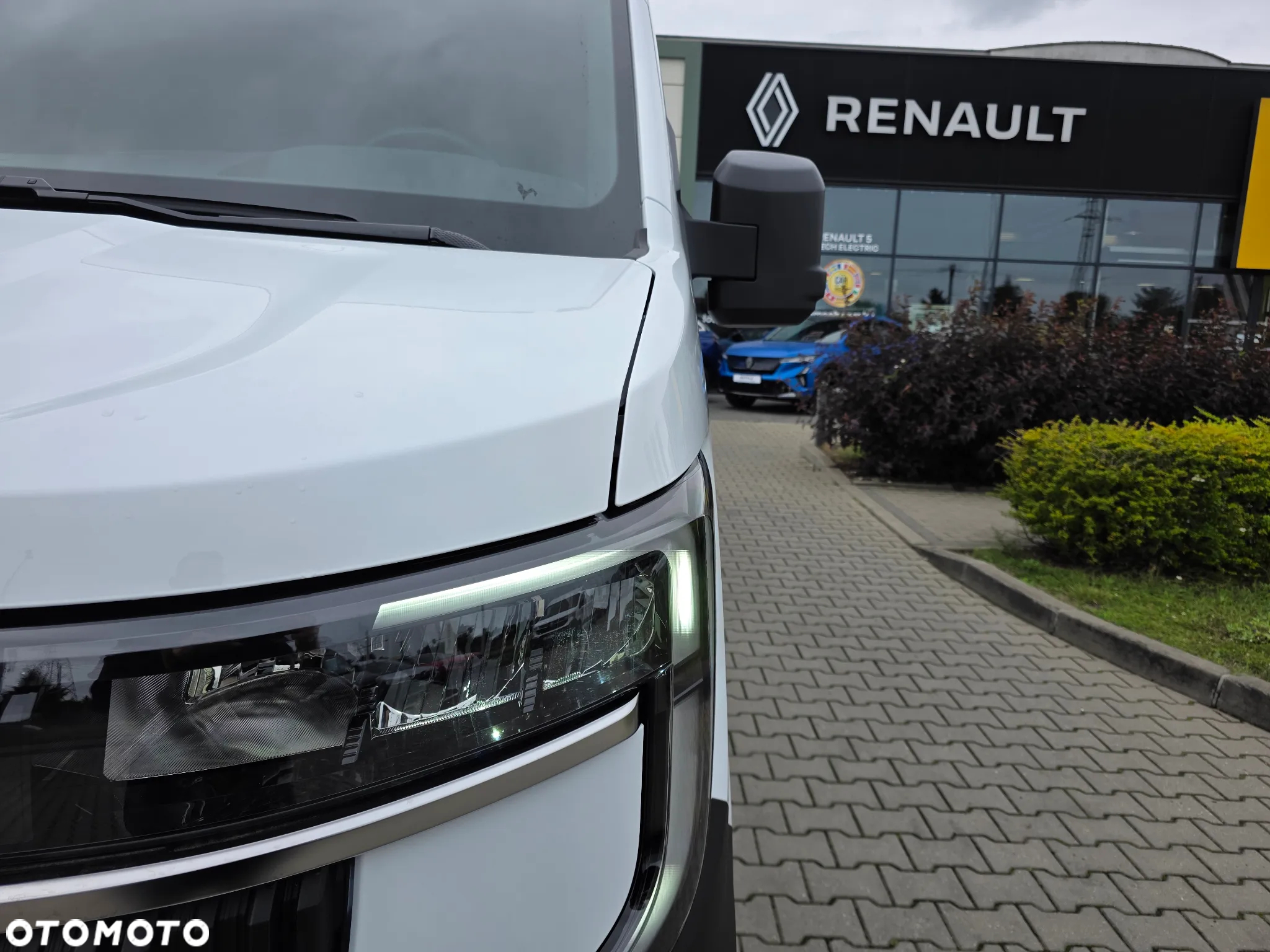Renault NOWY MASTER Furgon 130KM L3H2 513 800 850 - 6