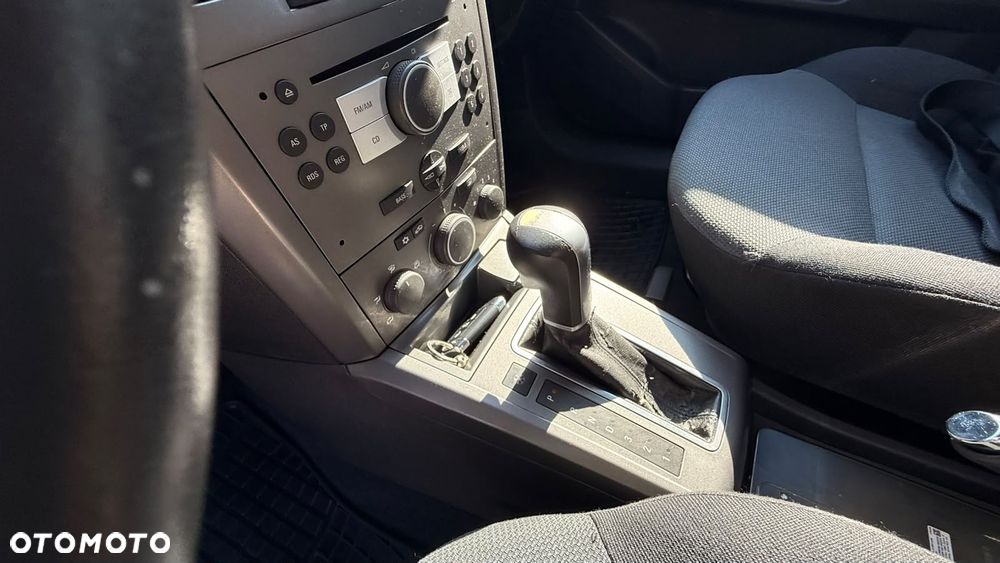 Opel Astra 1.8 Sport - 27