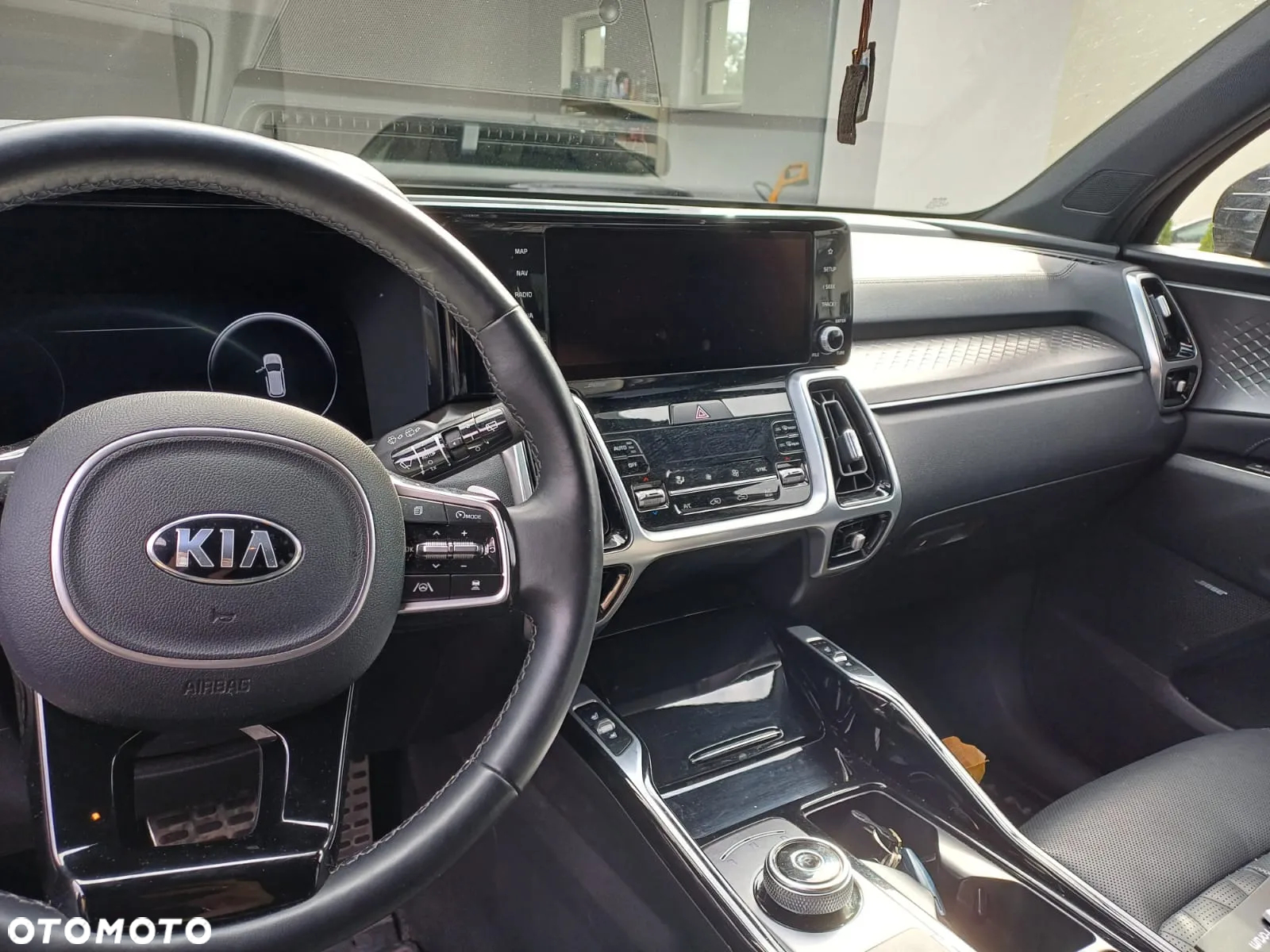 Kia Sorento - 8