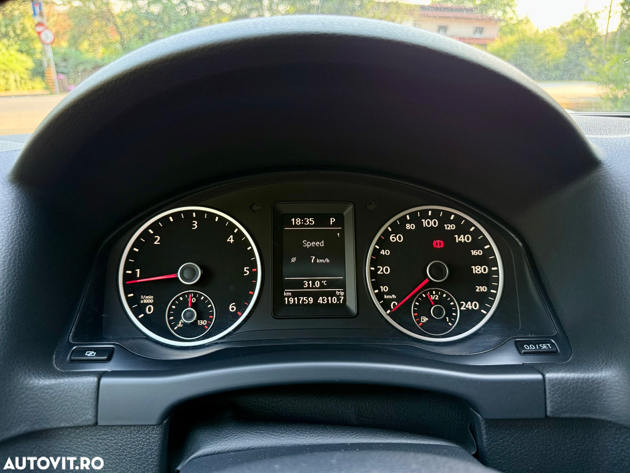 Volkswagen Tiguan 2.0 TDI 4Motion DSG Trend & Fun - 11