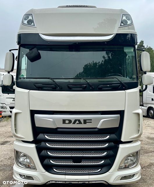 DAF XF480 SUPER SPACE CAB AUTOMAT SPOJLERY STANDKLIMA LODÓWKA 2xALUTANKA 650000km AUTOMAT WEBASTO EURO 6 2020r LOW DECK MEGA