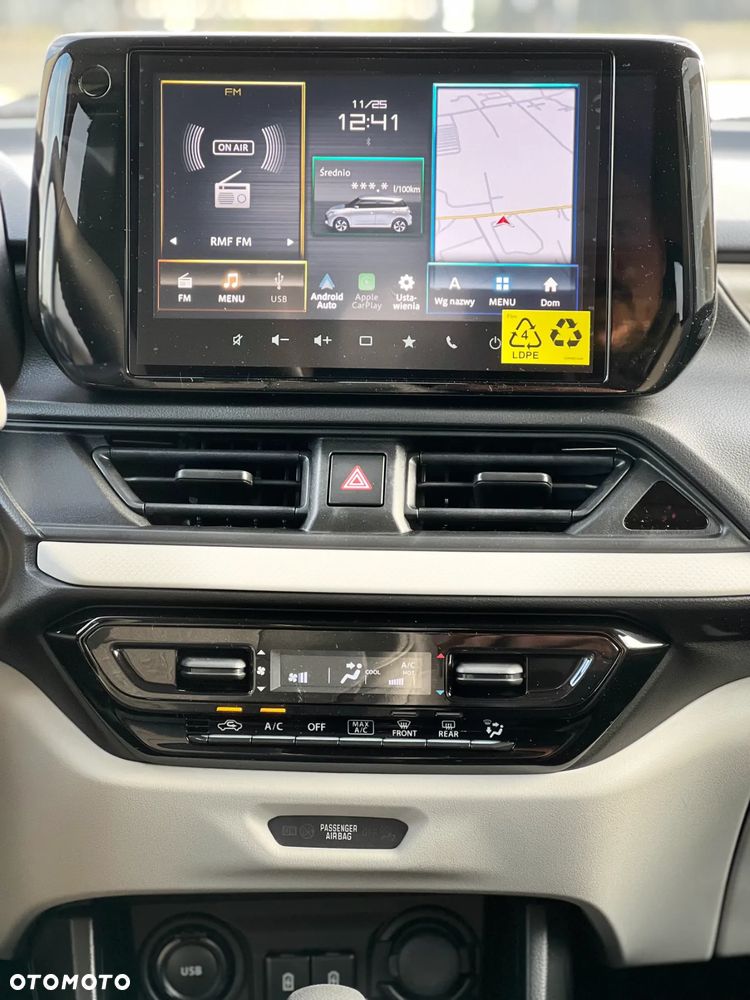 Suzuki Swift 1.2 Dualjet SHVS Premium Plus CVT - 10