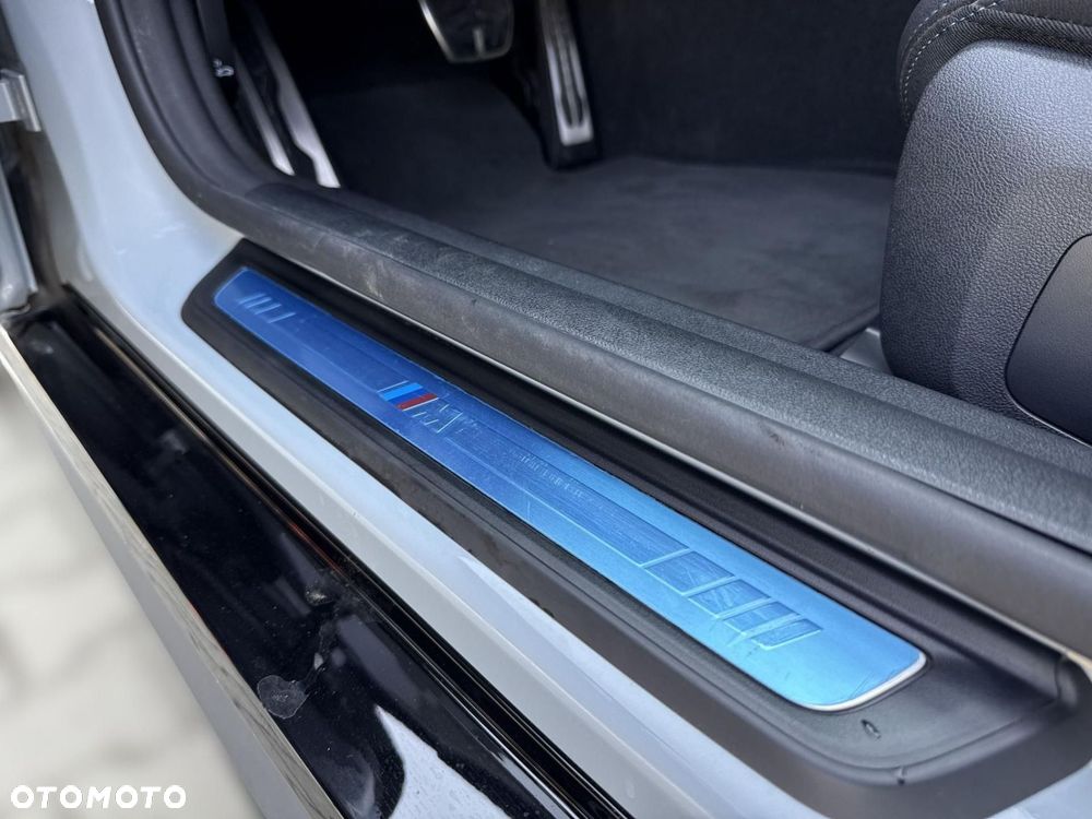 BMW i4 - 19