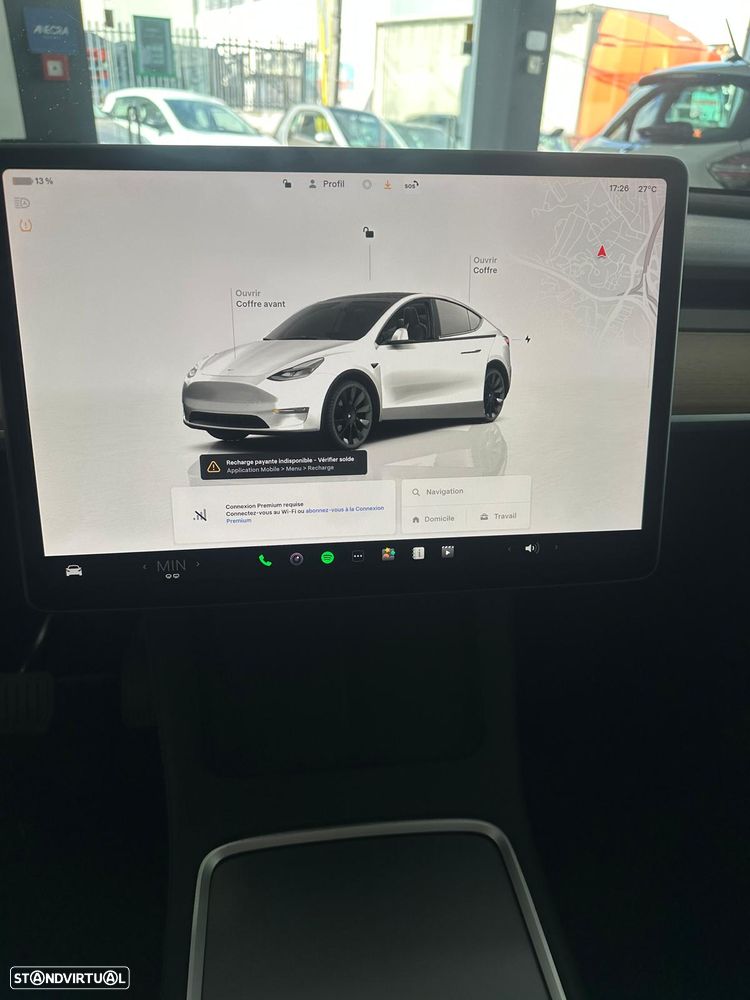Tesla Model Y Long Range Dual Motor AWD - 12