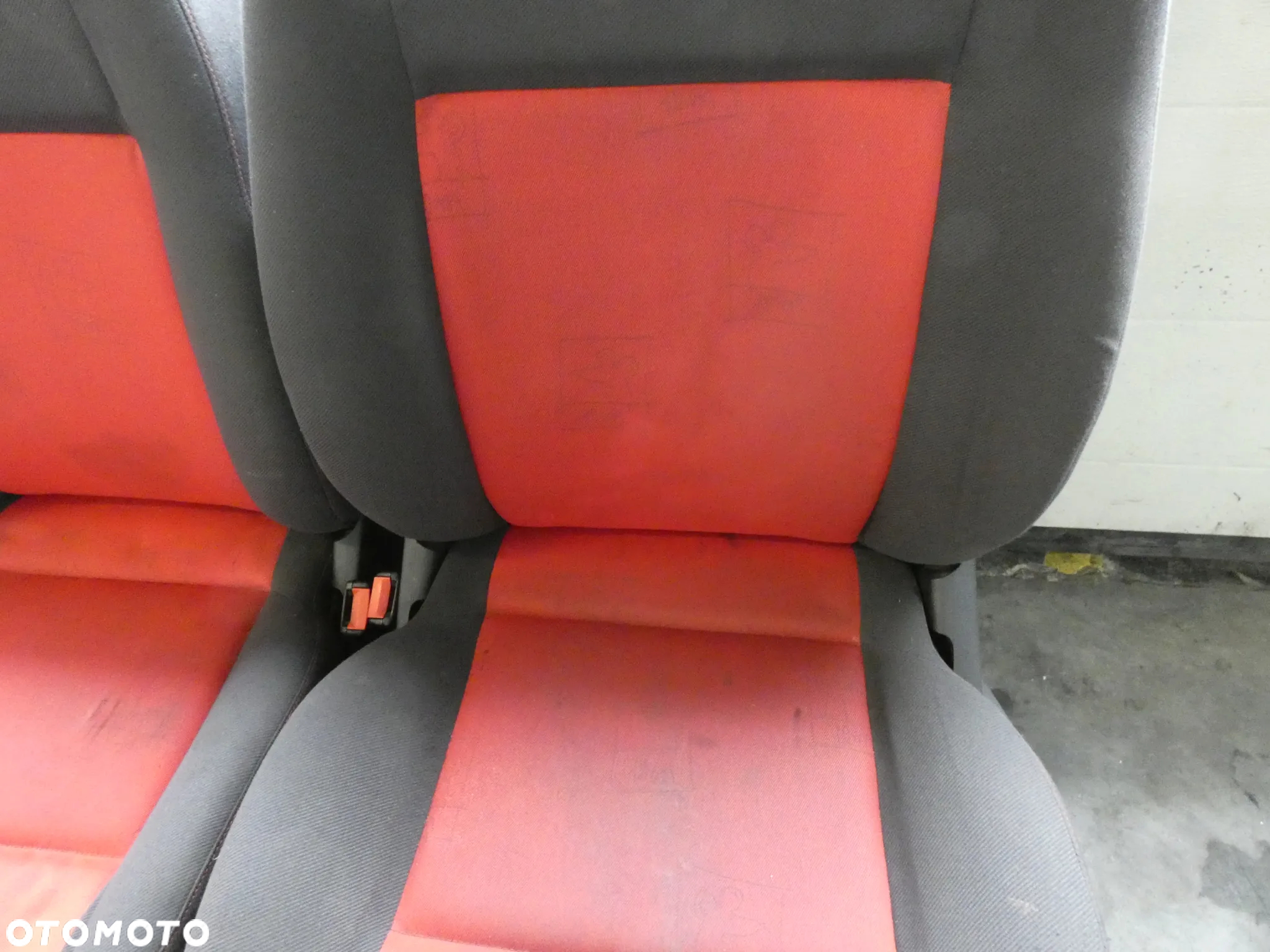 VW LUPO FOTELE PRZÓD KANAPA TYŁ KOMPLET MATERIAŁOWE CZERWONE TOM GORLICE - 4