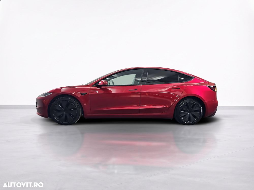 Tesla Model 3 Long Range - 3