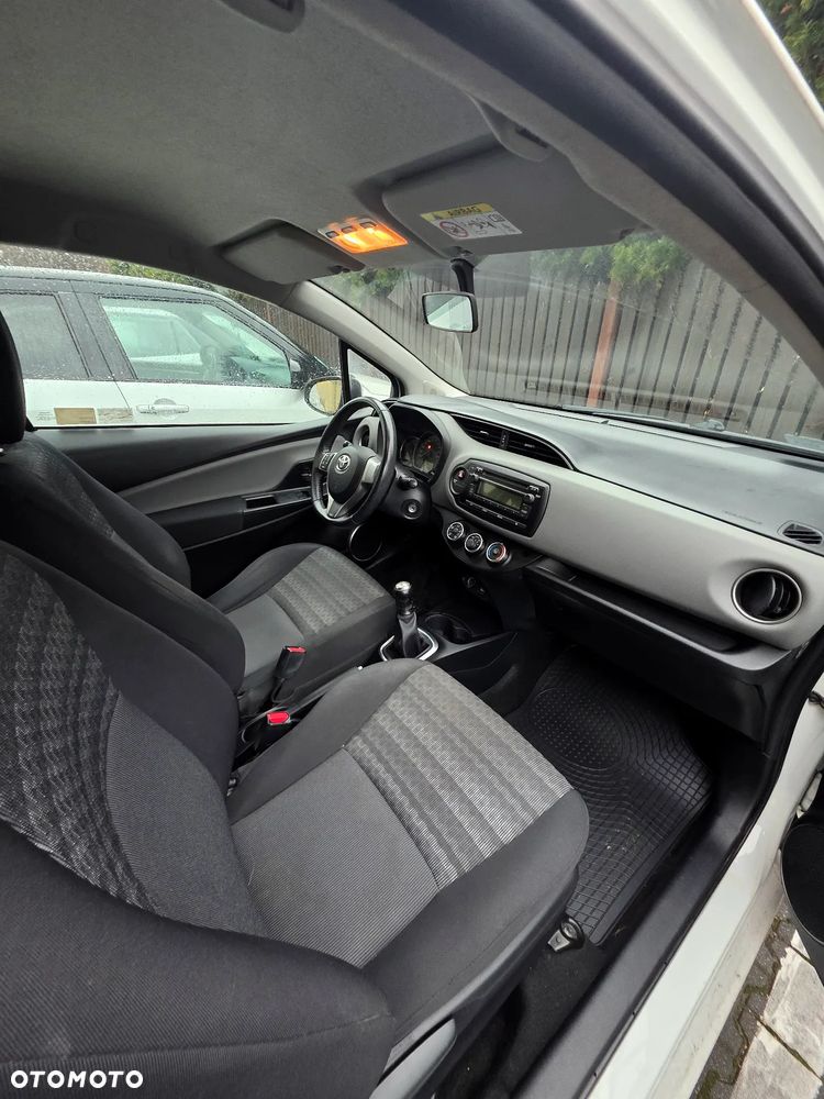 Toyota Yaris 1.0 Active - 12