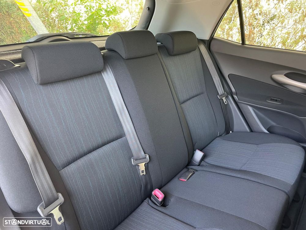 Toyota Auris 2.0 D-4D - 10