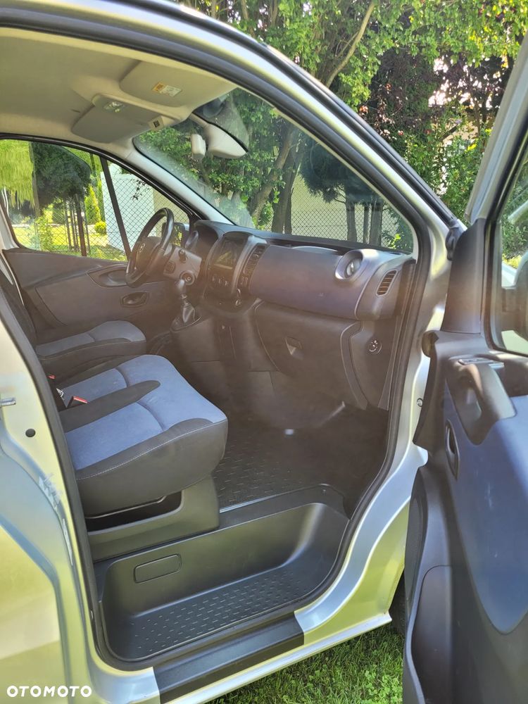 Opel Vivaro - 14