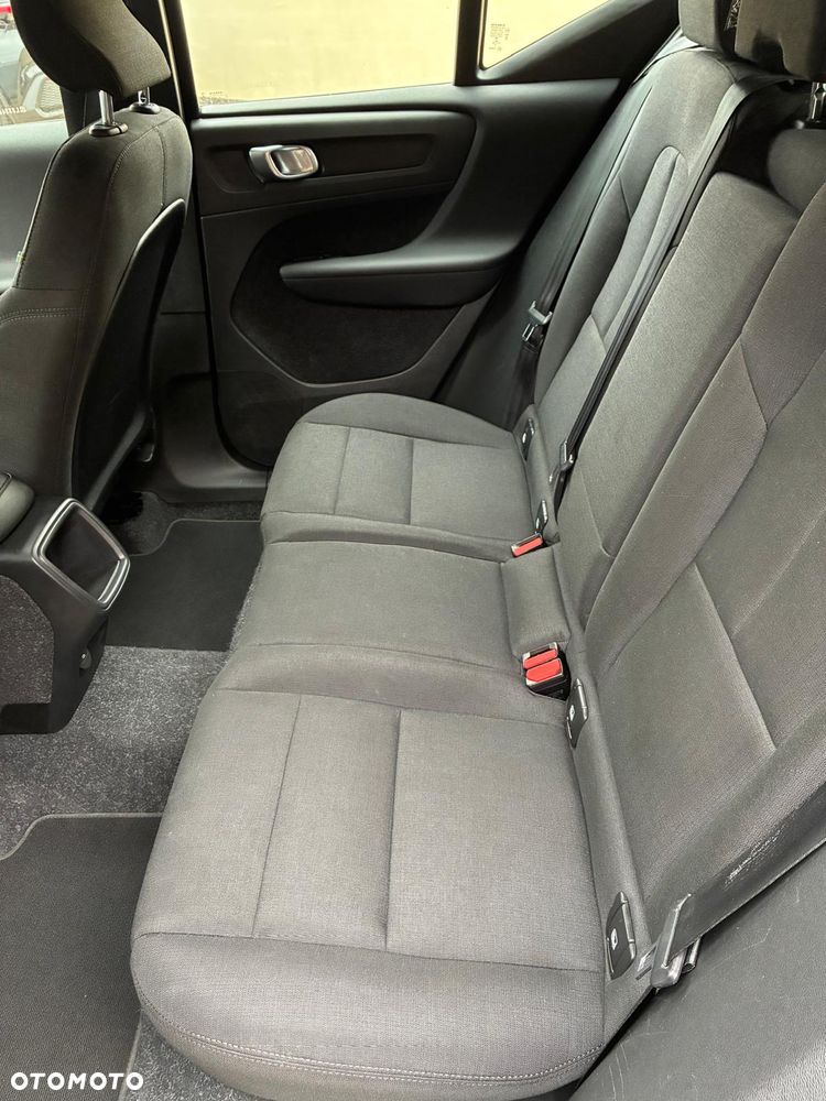 Volvo XC 40 - 22