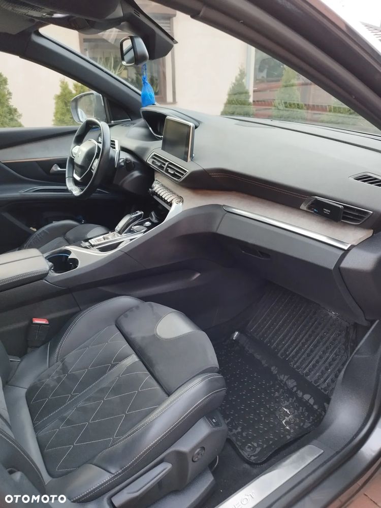 Peugeot 5008 - 7