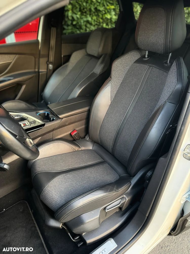 Peugeot 3008 1.2 PureTech Turbo S&S EAT6 GT-Line - 21