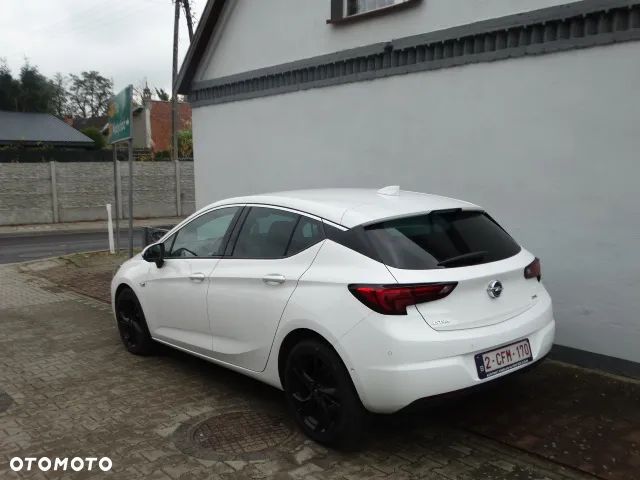 Opel Astra - 4