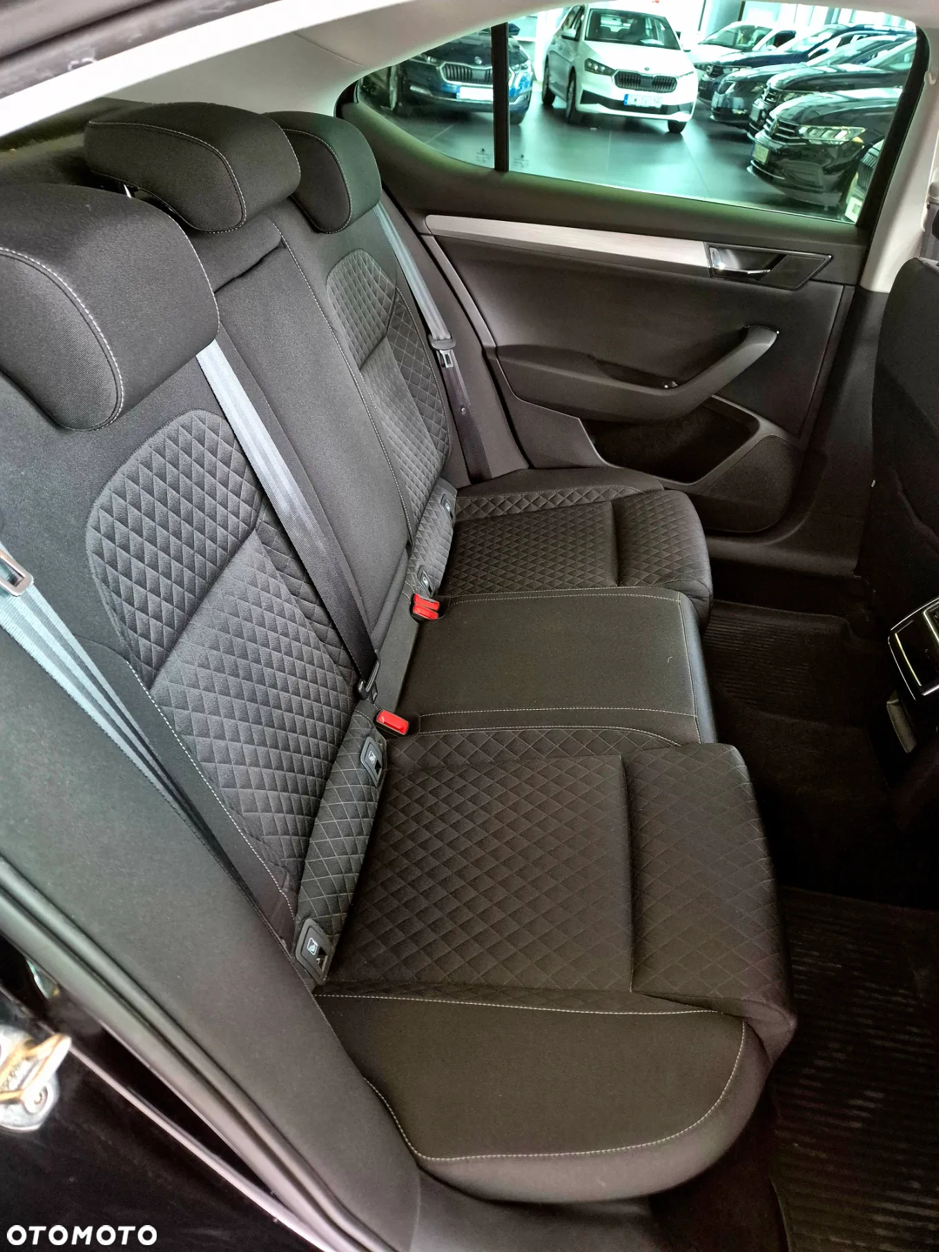 Skoda Superb 1.5 TSI Ambition - 17