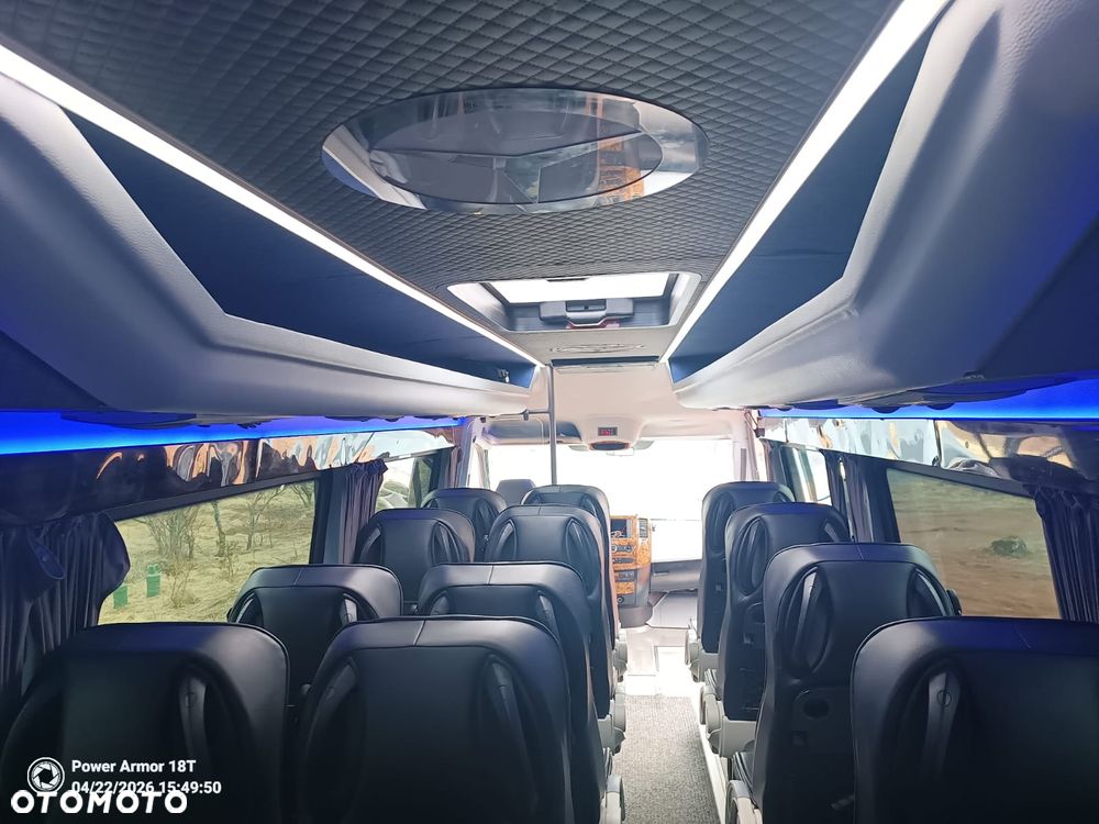 Mercedes-Benz Sprinter - 8