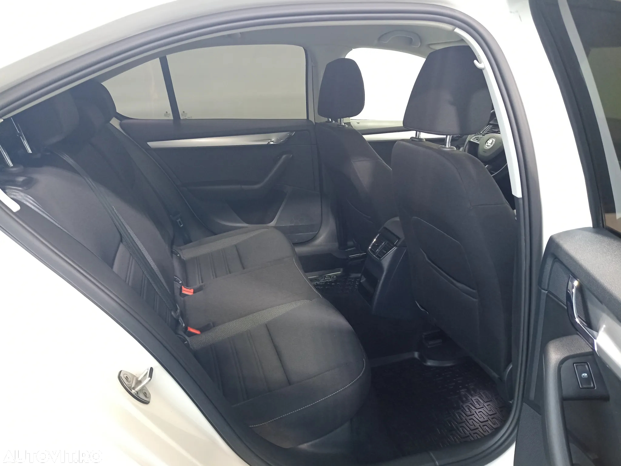 Skoda Octavia 1.6 TDI Ambition - 25