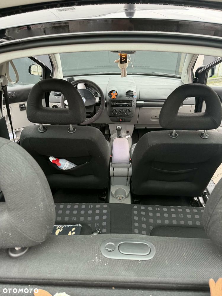 Volkswagen New Beetle 1.6 - 7