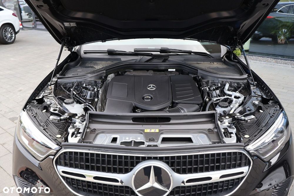 Mercedes-Benz GLC - 26