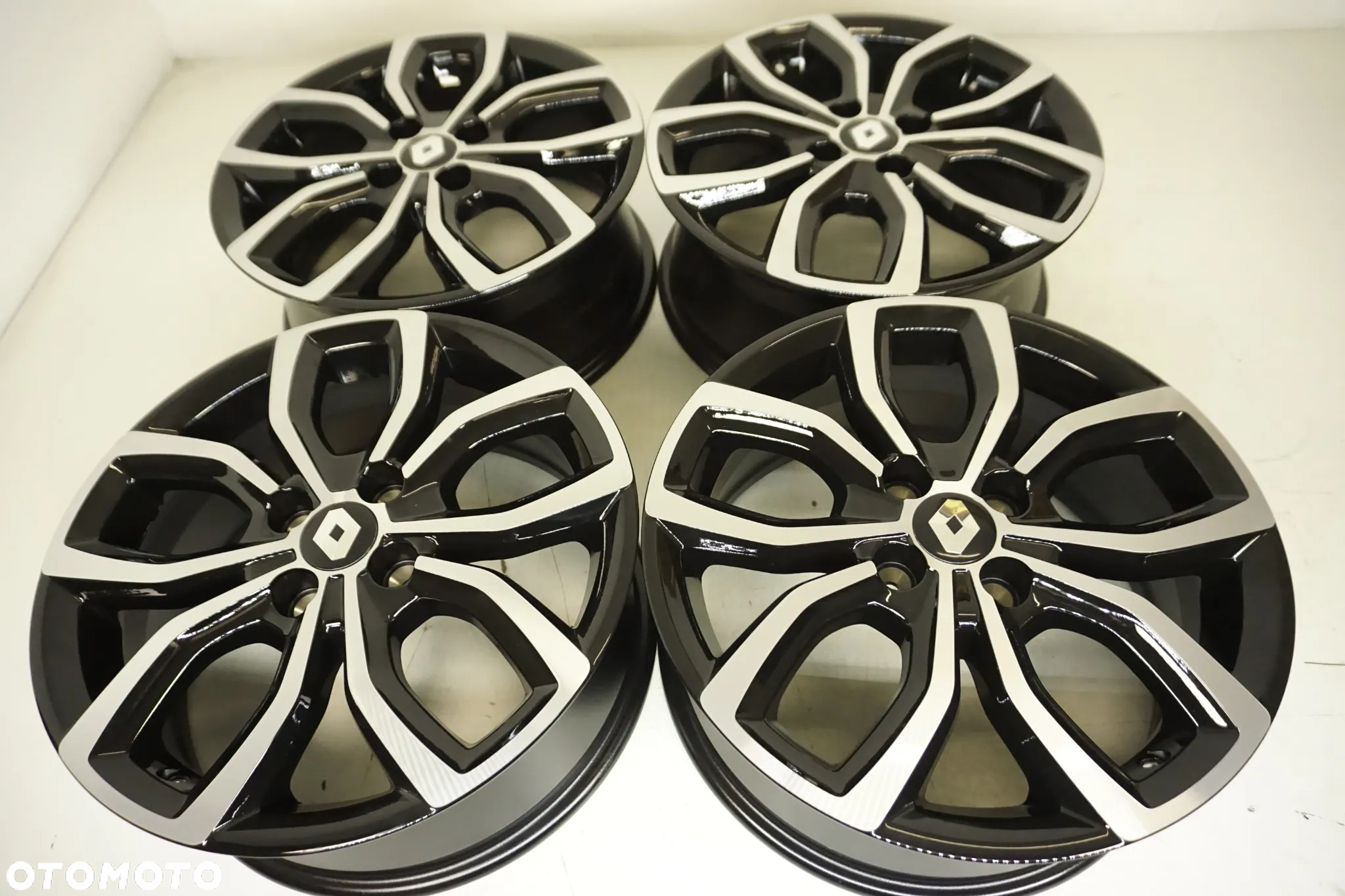 Felgi Aluminiowe 16 Renault Captur Zoe Clio Dacia Logan Dokker Sandero Jogger Stepway Lodgy Mitsubishi Colt 4x100 - 4