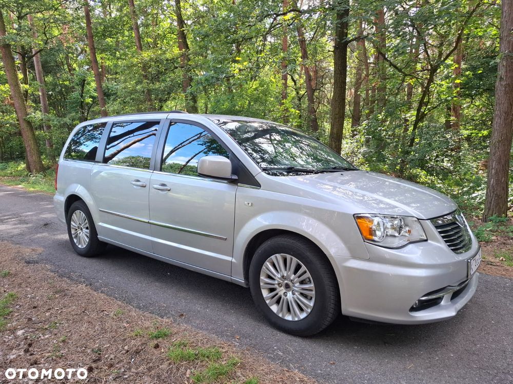 Lancia Voyager - 7